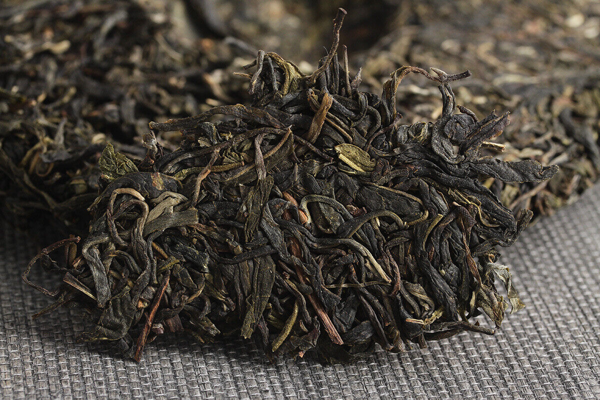 357g Yunnan Pu'er Tea Old Pu'er Raw Tea Seven Seed Organic Cake Tea