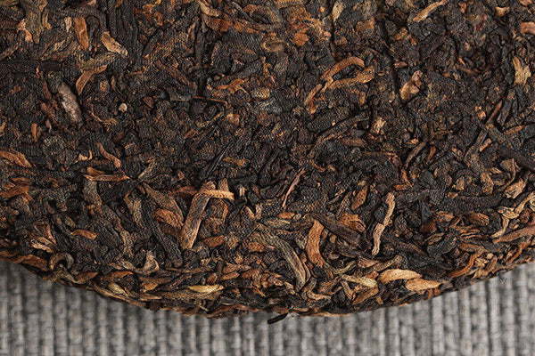 Yunnan Pu'er Tea Jingmai Ancient Tea Ripe Tea Seven Seed Cake Tea 357g
