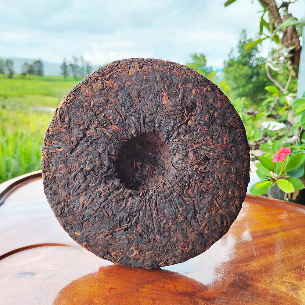 Icelandic Pu'er Ripe Tea Mengku Ancient Tree Ripe Tea Cake Pu'er Tea HongJinYin