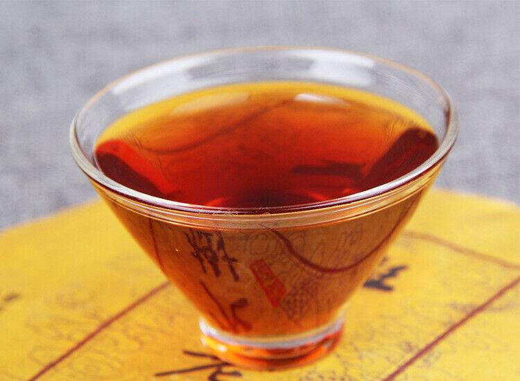 Pu-erh Schwarzer Tee 357g Menghai Brown Mount Old Pu'er Gekochter Tee Kuchen