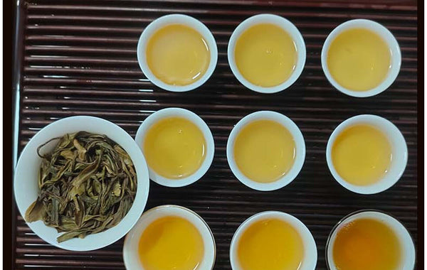 Yunnan Tea Yiwu High Pole Pu'er Tea Raw Tea 357g Cake Tea