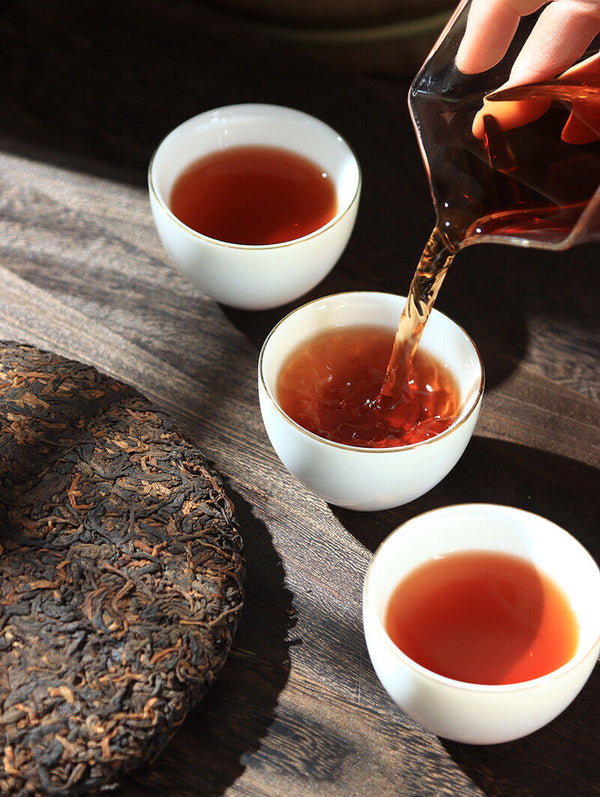 Yunnan Pu'er Tea Leaves Yiwu Golden Bud 357g Ripe Tea Cake