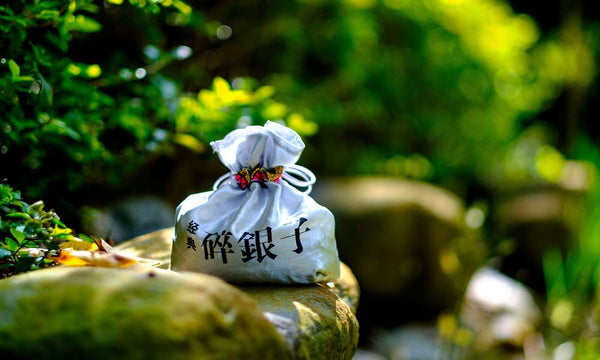 Tea fossilized stone broken silver gold does not change Menghai Pu'er tea