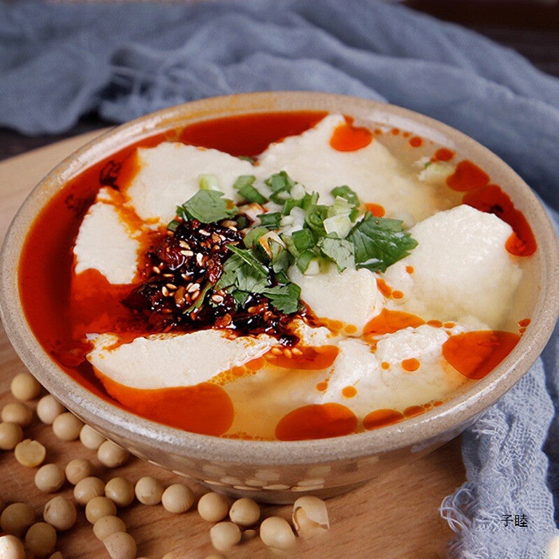 Bean curd jelly served with sauce, bean milk powder, tofu pudding pudding powder Secondary image