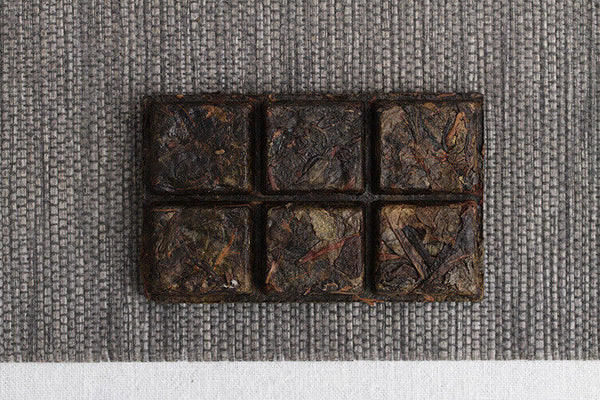 Yunnan Pu'er Tea 50g*2 Old Banzhang Golden Leaf Raw Brick Tea Aged Pu'er Tea