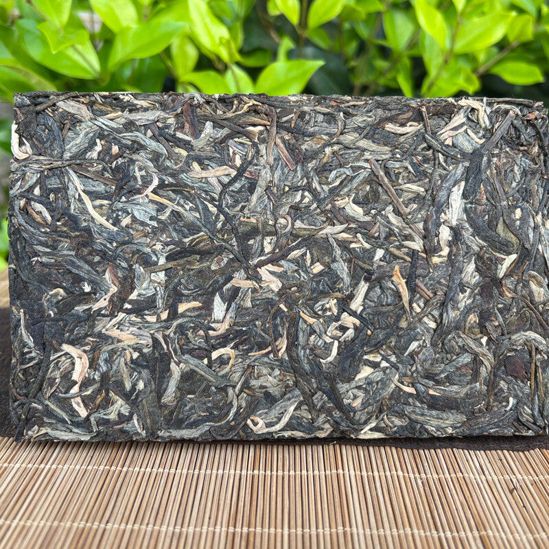 250g Laobanzhang Ancient Tree Pu'er Tea Raw Tea Brick Tea Yunnan Menghai Pu'er