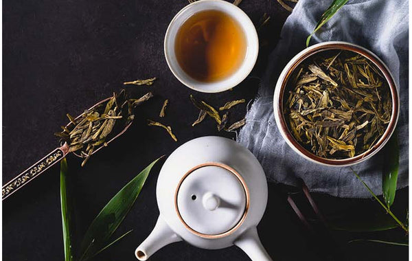 Yunnan  Tea Nannuo Mountain Half Slope Old Cottage Pu'er Raw Cake Tea 200g