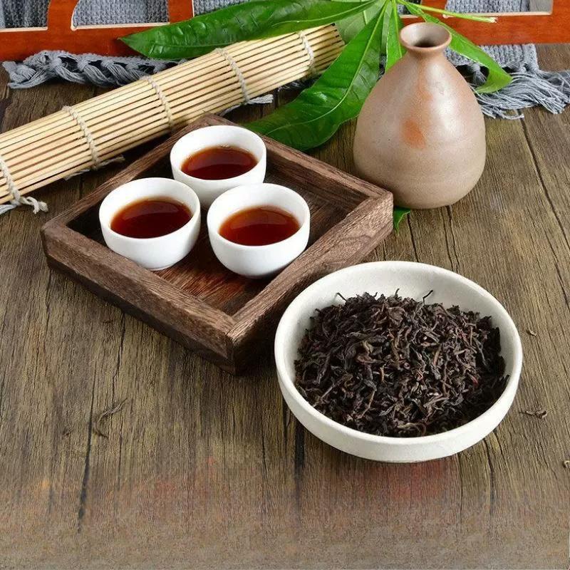 Wild-Harvested Premium Grade Yunnan old Banzhang Icelandic raw tea Pu'er tea500g Secondary image