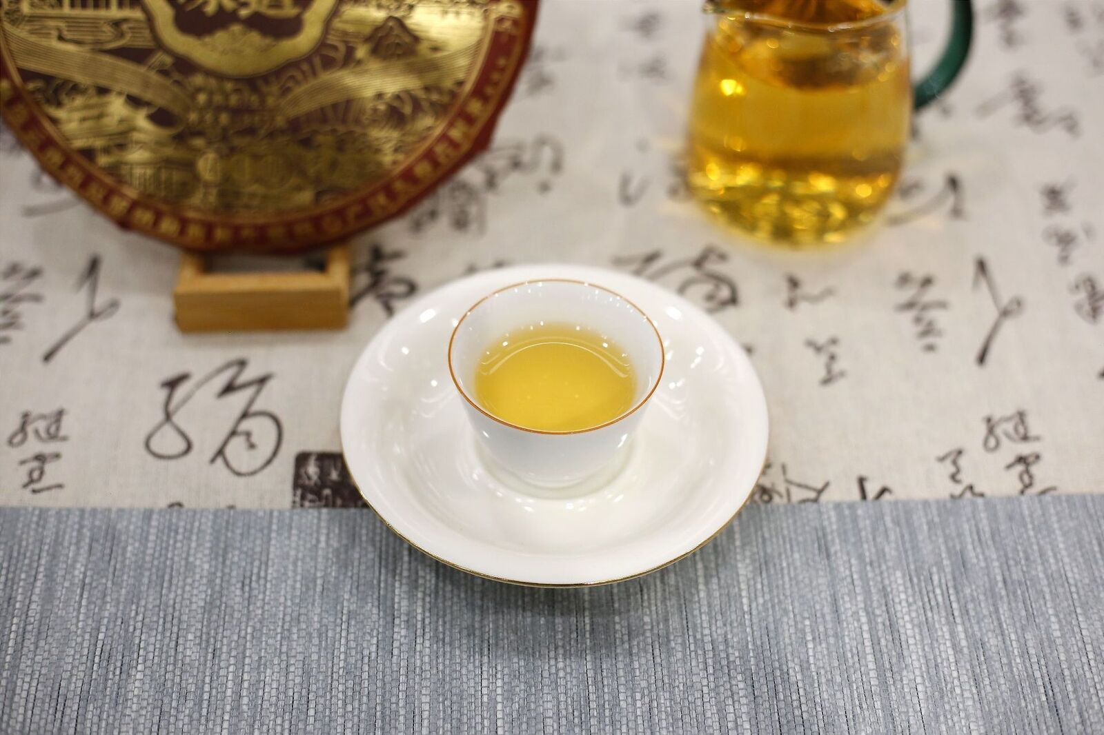 Rhinotang Yunnan Pu'er Tea Raw Tea Menghai Flavor Seven Seed Cake 357g/12.59oz