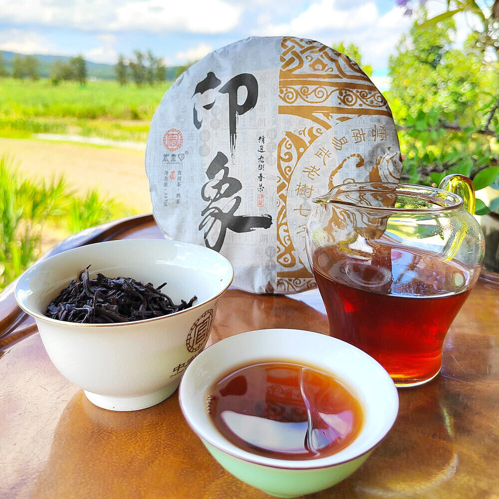 Ripe Puerh Tea Yunnan Aged Ripe Puerh Yiwu Old Tree Tea Cake Hong Jin Yin