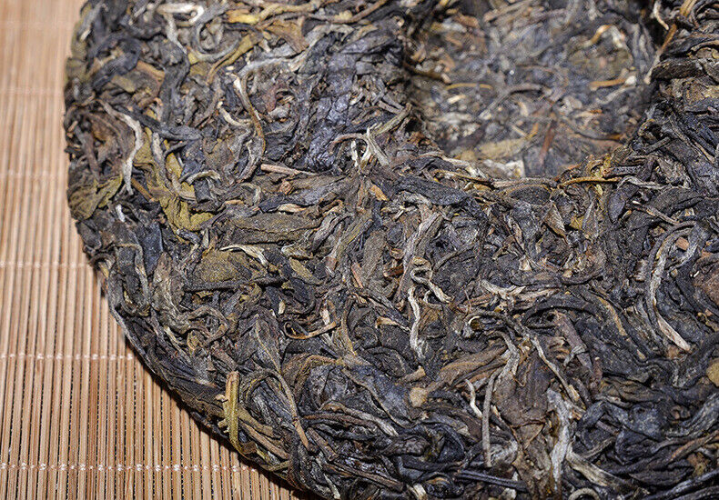 Yunnan Pu'er Raw Tea Cake 357g Pu'er Tea Cake Healthy Drink