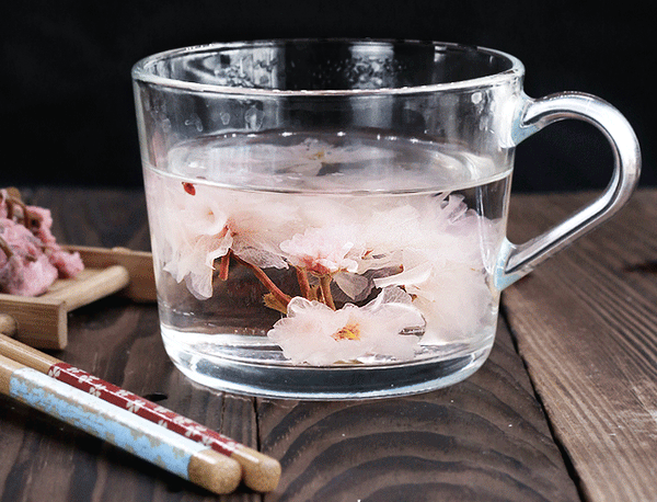 Japanese Salted Sakura Tea Pink Cherry Blossoms Traditional Preserved Flower Tea