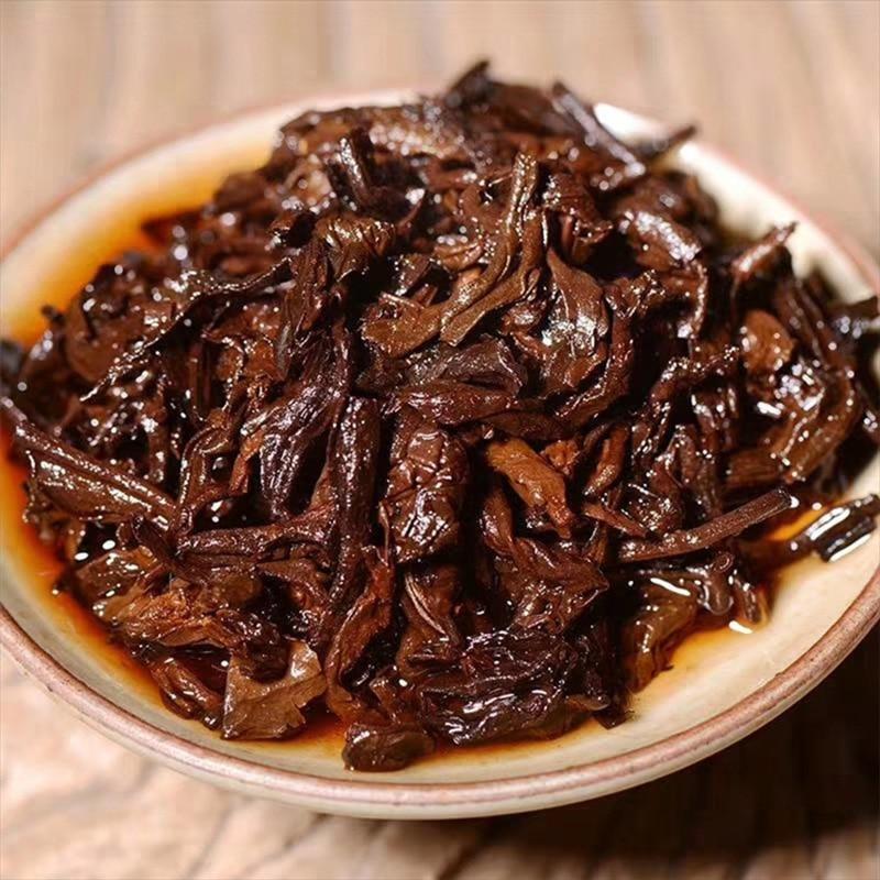 2017Menghai Qizi Handmade Aroma Ripe Puerh Tea,Bulang Mountain Shu Puer Tea 357g Secondary image
