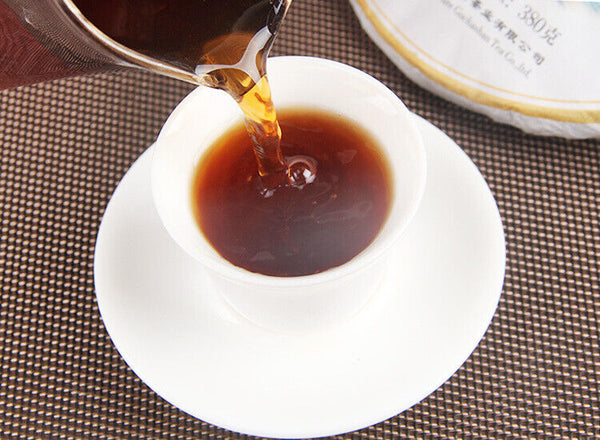 Long Yuan No. Pu'er Ripe Tea Cake Ancient Tree Yunnan Seven Seeds Cake 380g/cake