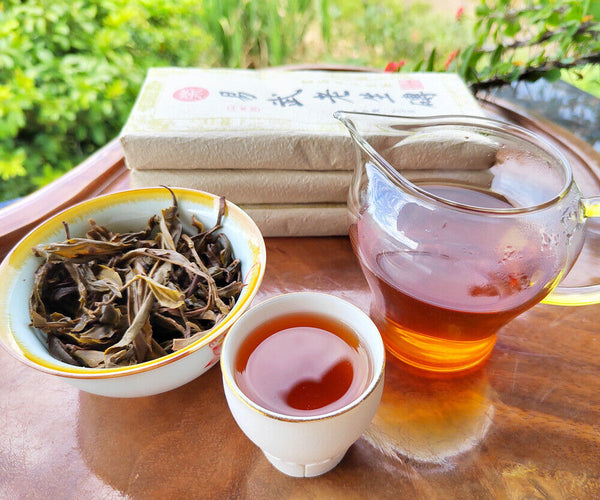 200g YunNan Pu'er Old Tea Brick Tea Yiwu Old Raw Tea Aged Pu'er Raw Tea Brick