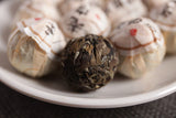 Yunnan Pu'er tea Fuding white tea process white peony old white tea dragon pearl