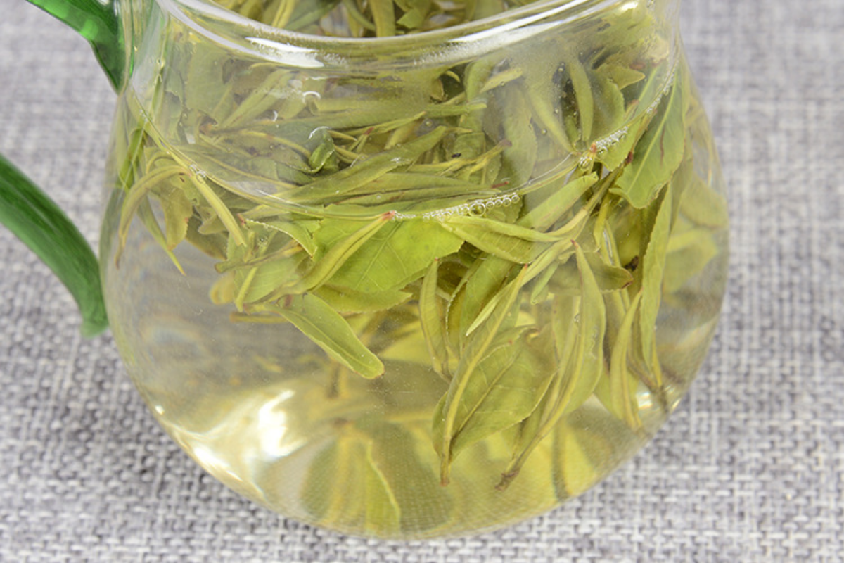 500G Yunnan green needle green tea single bud strong aroma green tea straight