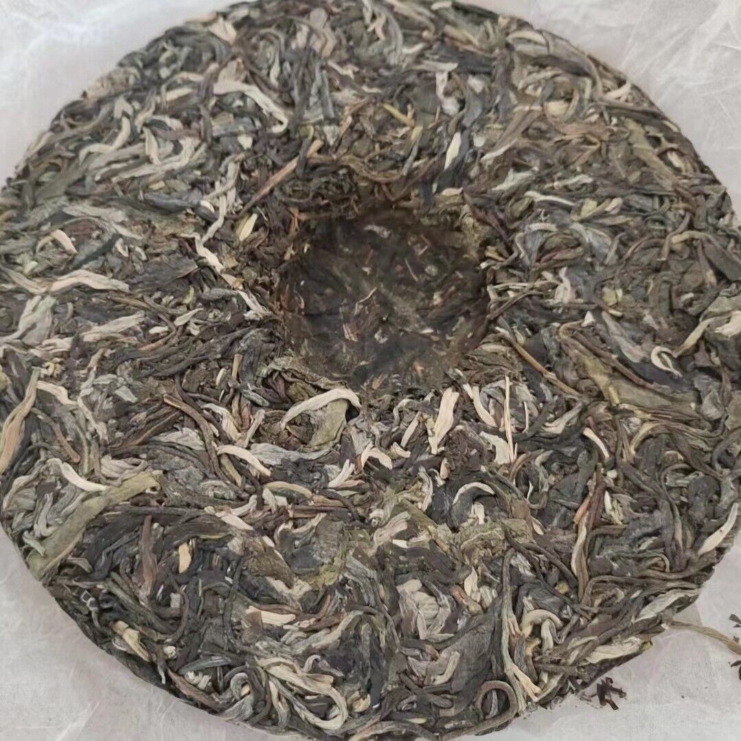 Yunnan Pu'er Tea Pagong Gushu First Spring Pu'er Raw Tea 357g Cake Tea Secondary image