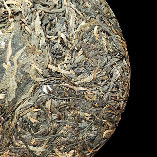 357g Yunnan Pu'er Tea Cake Sleeping Deer Mountain Ancient Pu'er Spring Raw Tea