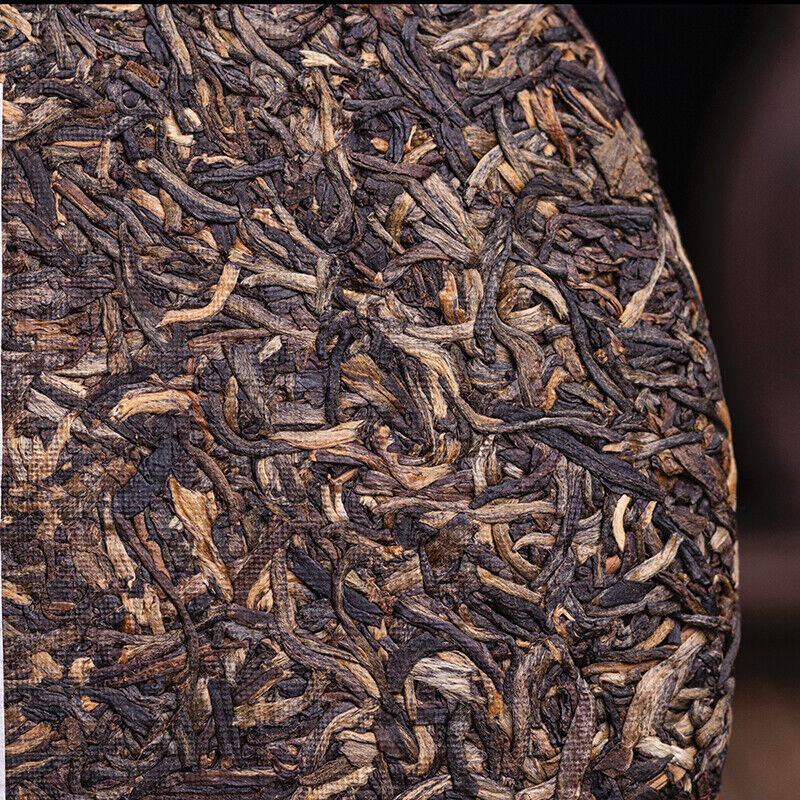 Menghai Puer Tea Arbor 250g Pu'er Silver Needle Tribute Cake Green Tea