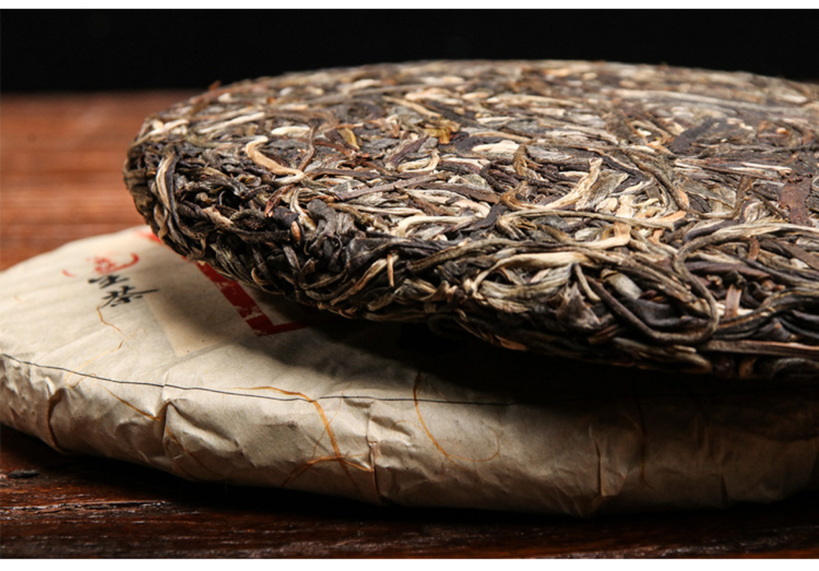 357g Yunnan Pu'er Tea Raw Tea Da Xueshan Lincang Ancient Tree Arborvitae