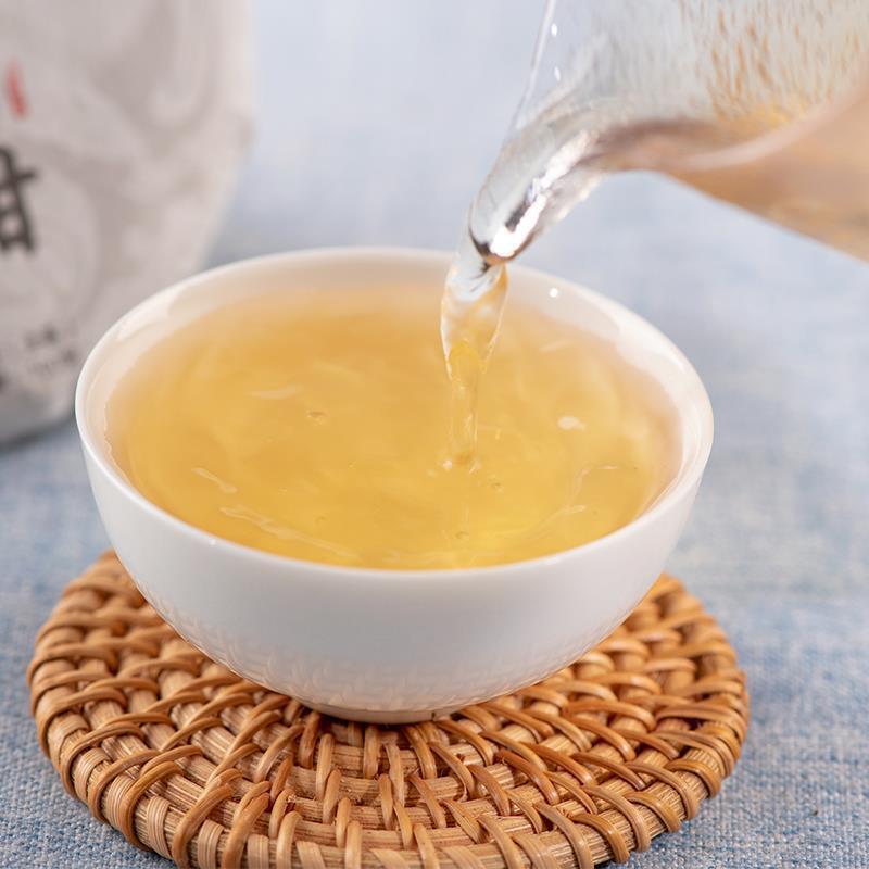 Pu'er Tea Cake Icelandic Ancient Icelandic Sweet Seven-seed Puer Raw Tea 100g