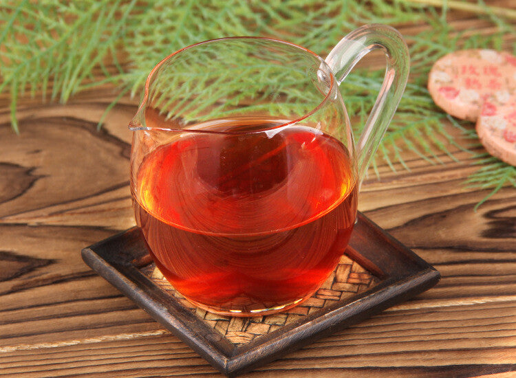 Fragrant Flower Tea Yunnan Pu-erh Tea Cake with Rose Petals Aged Rose Pu-erh Tea