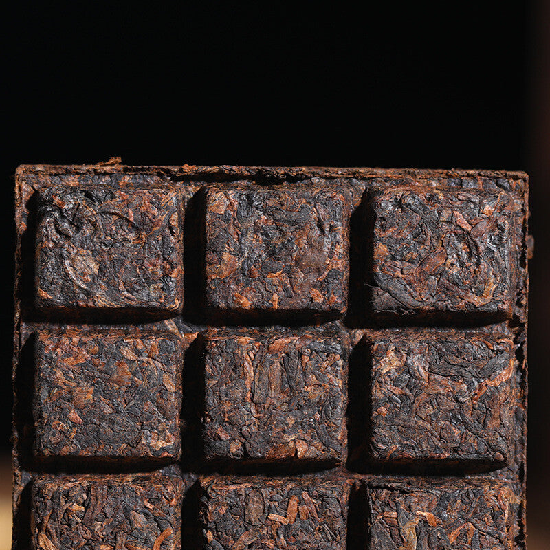 2018 Menghai Aged Tea Brick 200g Hand-Torn Raw Pu-erh Tea from Menghai