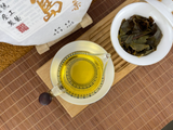 357g Yunnan Pu'er tea cake seven seeds cake tea Iceland gold leaf pure raw tea