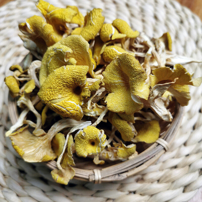 Chicken Oil Mushroom  Yunnan Specialty Yellow Silk Mushroom Soup Main image