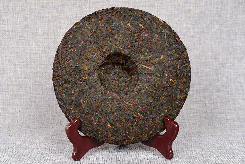357 g Yunnan deep mountain wild flavor cooked cake seven sub cake Pu'er tea
