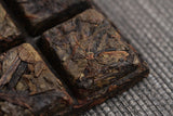 50g Yunnan Pu'er Tea Lao Banzhang Golden Leaf Raw Brick Raw Tea Aged Pu'er Tea