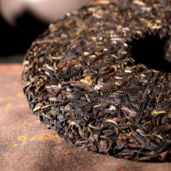 Healthy Drink High Quality Yunnan Pu'er Tea Raw Tea 357g