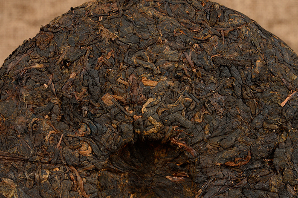 357g Yunnan Pu'er Tea Old Banzhang Glutinous Fragrance Seven Seed Cake Ripe Tea