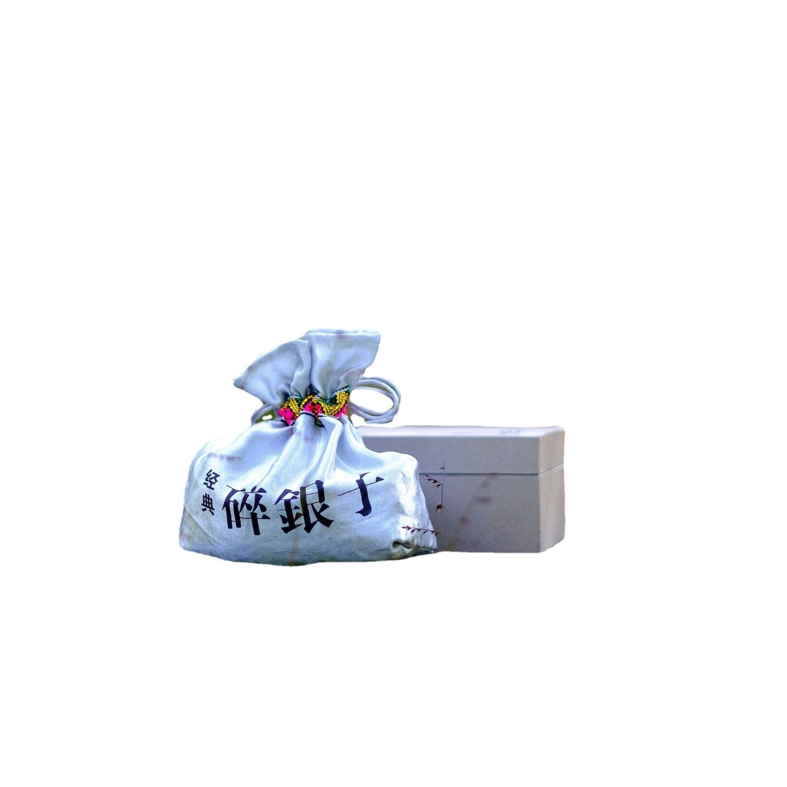 Tea fossilized stone broken silver gold does not change Menghai Pu'er tea Main image