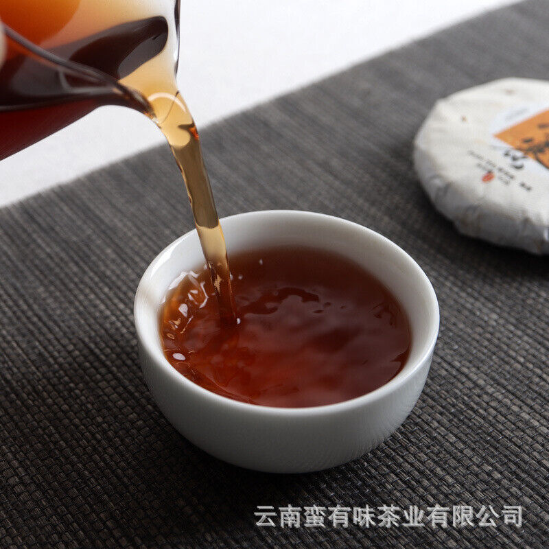 Yunnan Pu'er Menghai Ripe Tea 50g Small Cakes Scrapers Ripe Tea Cake