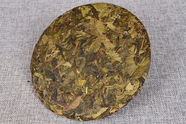 357g Puerh Tea Hundred Year Old Tree Raw Tea Cake Golden Leaf Puerh Tea Cake