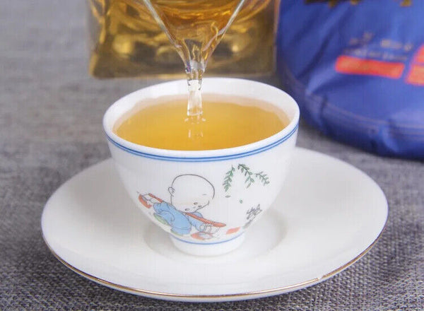 Pu'er Tea Benchmark Raw Tea Geden Early Spring Ancient Tree Tea Raw Pu'er 357g