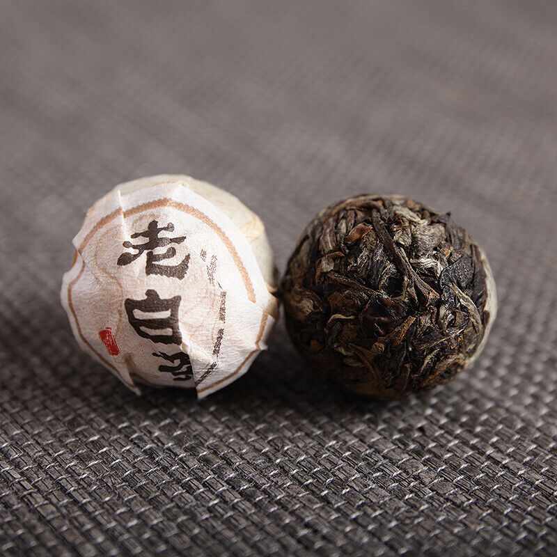 Yunnan Pu'er tea Fuding white tea process white peony old white tea dragon pearl Secondary image