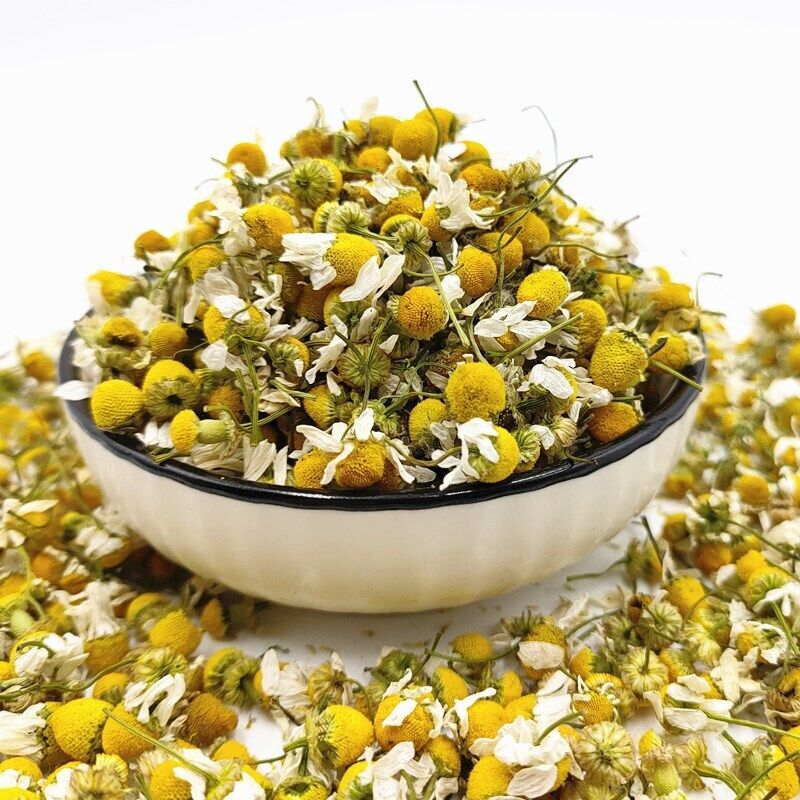 Chamomile new chamomile dried flowers chamomile petals froth flowers crushed
