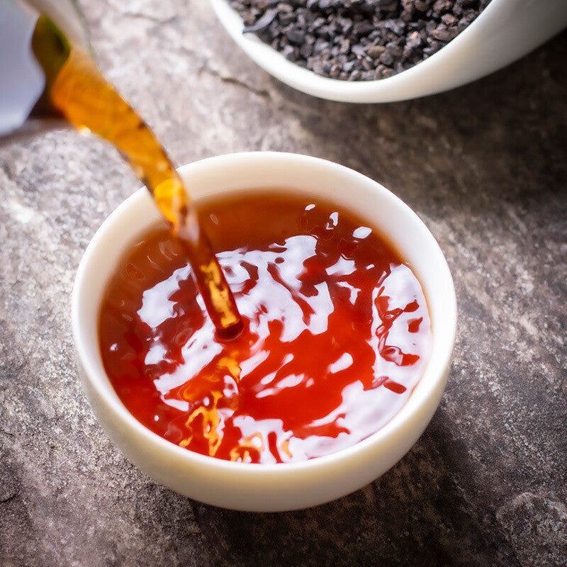 Broken Silver Yunnan Menghai Old Ripe Pu'er Tea Glutinous Fragrant Tea Fossil Main image