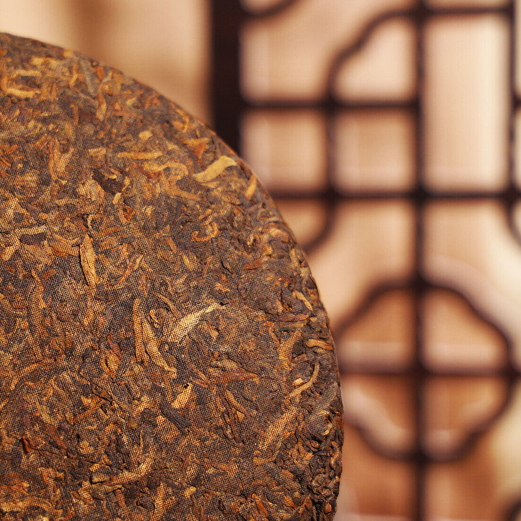 Palace Golden Sprout Pu'er Ripe Tea Pu'er Tea Seven Seed Cake Tea Chenxiang 357g
