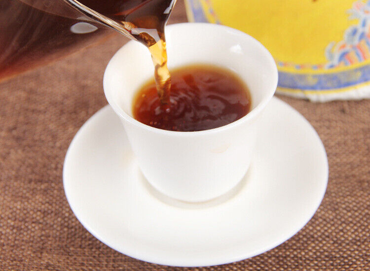 200g Palace Gold Cake (Ripe) Yunnan Menghai Pu'er Round Tea Early Spring Jiao Mu
