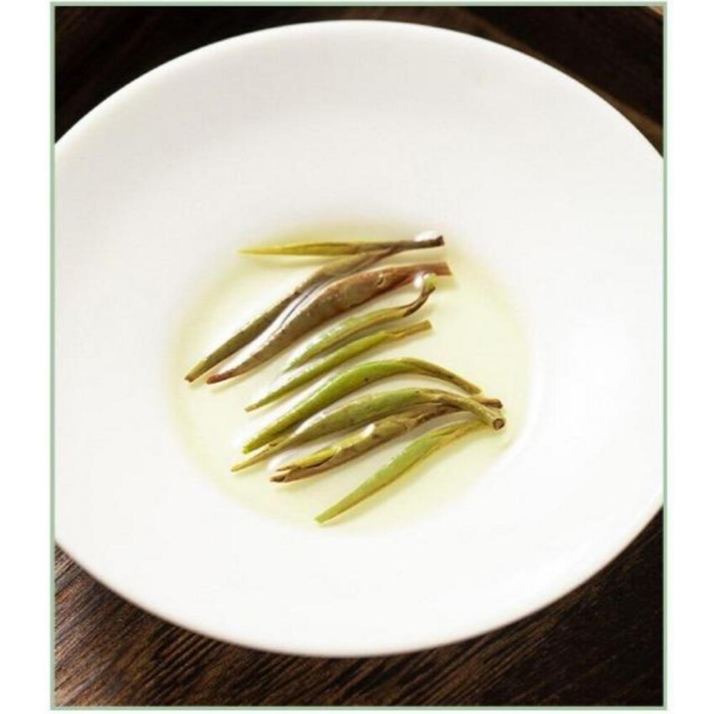 CIFbuy 100g (3.5Oz)  White Silver Needle Canned Loose Tea Fuding White Tea