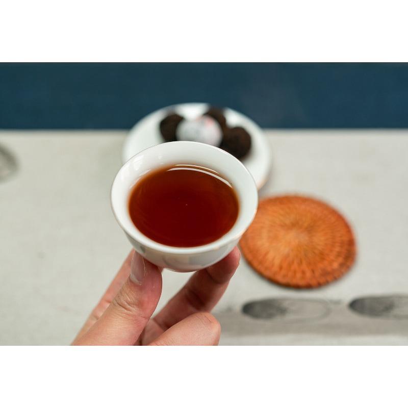 CIFbuy 8g/pastille Icelandic Dragon Pearl Pu-erh Ripe Tea Small Tuocha Dragon Pearl