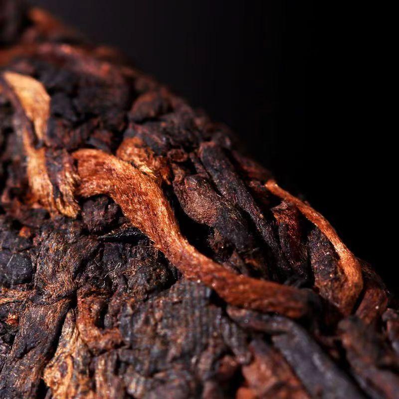 CIFbuy 200g Yiwuchun Puerh Ripe Tea Cake Pu-erh Cooked Tea Pu'er Tea Chinese Black Tea