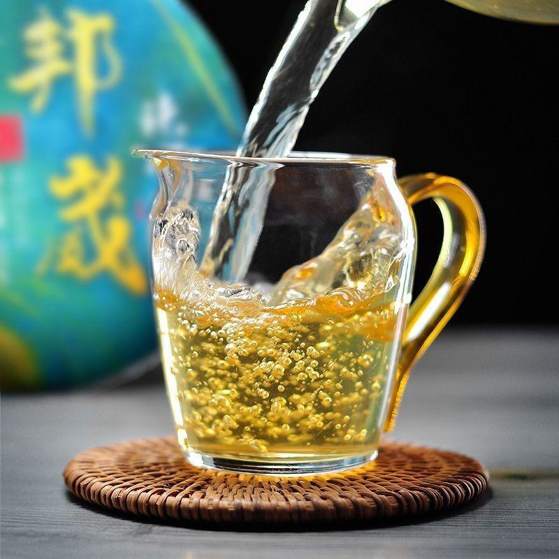 CIFbuy Pu-erh Raw Tea Yunnan Ancient Tree Pure Material Seven Seed Cake Spring Tea 200g