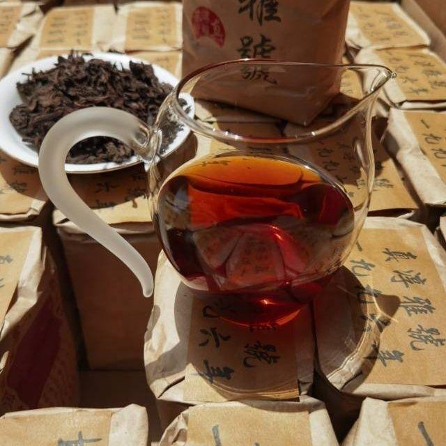 CIFbuy 90s Zhen Chun Ya Hao Yi Wu Wilderness Fragrant Old Puer Tea Loose Leaf 200g Ripe