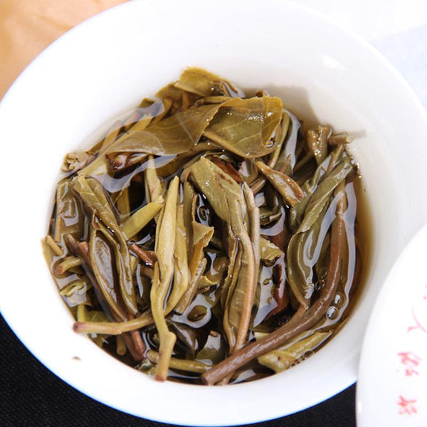 CIFbuy 2018 LaoTongZhi Haiwan Old Comrade Raw Pu-erh De Gao Wang Zhong Shen Puer Tea Cake, 400g