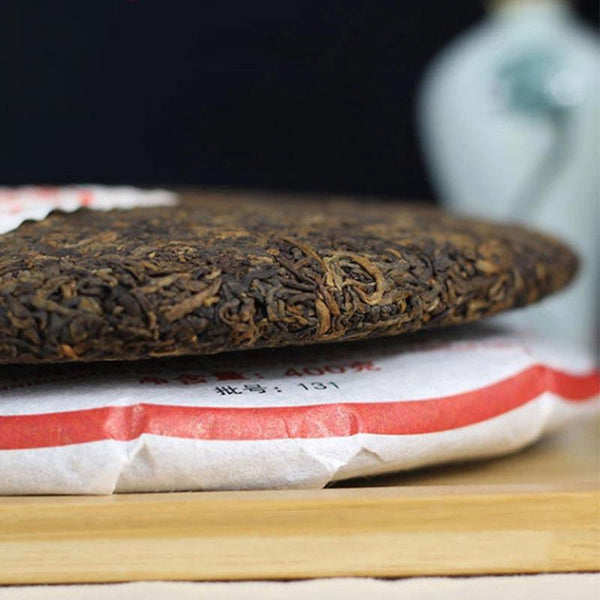 CIFbuy 2013 LaoTongZhi Yunnan Shu Puerh Tea, Package 131, 400g
2013年老同志云南熟普洱茶，包装编号131，400克